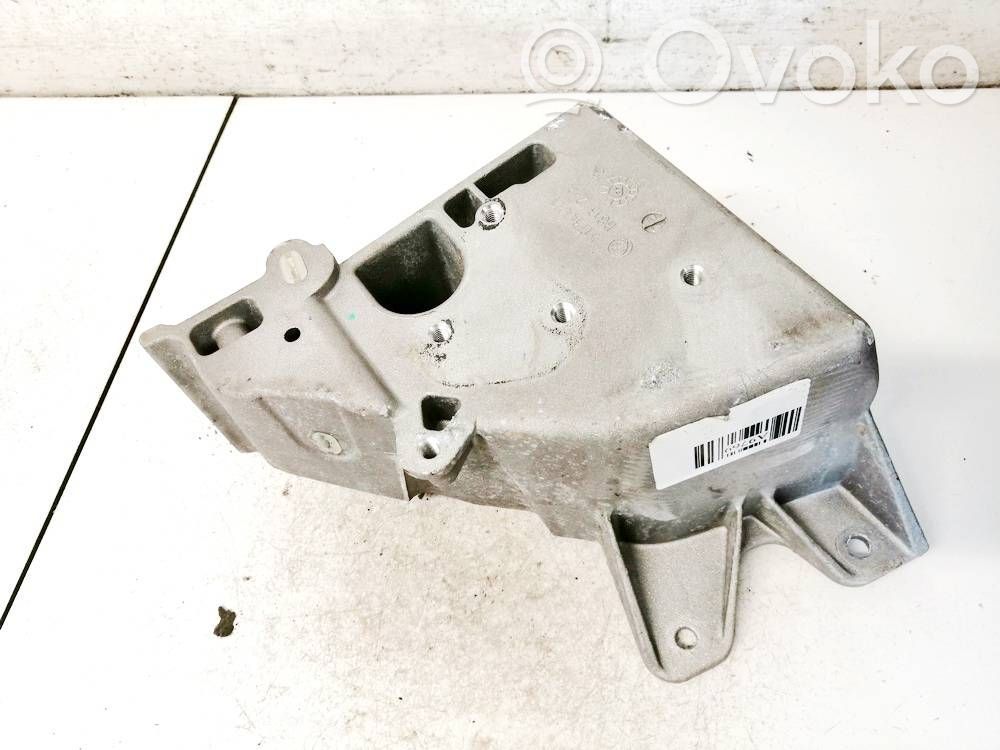 Fiat Croma Engine mounting bracket 