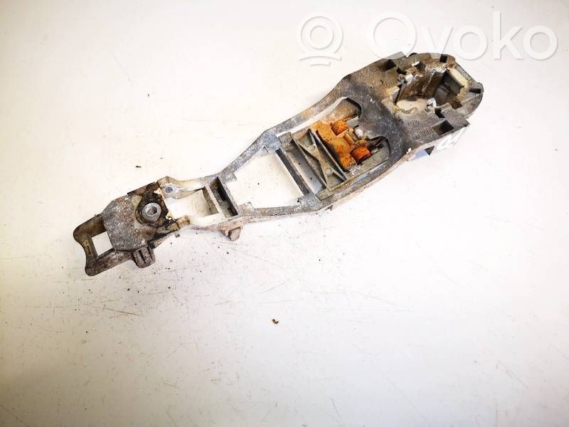 Volkswagen Golf IV Maniglia esterna per portiera anteriore 