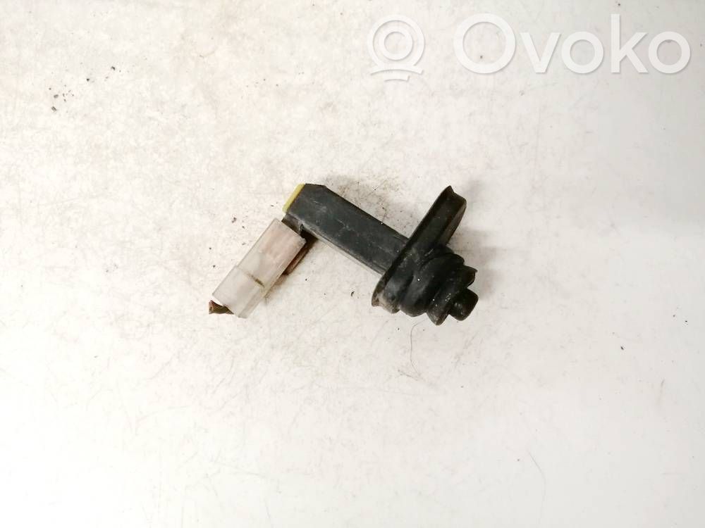 Sensor de la puerta delantera   8D0947561B,8D0947561B