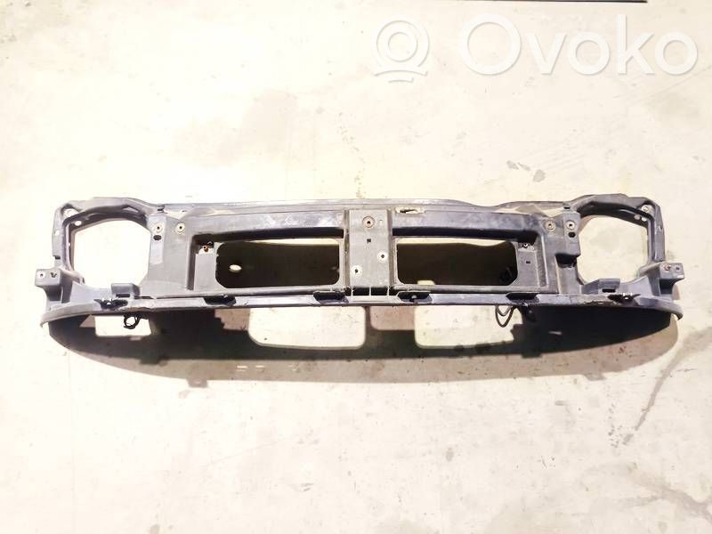 Opel Vivaro Panou suport radiator 