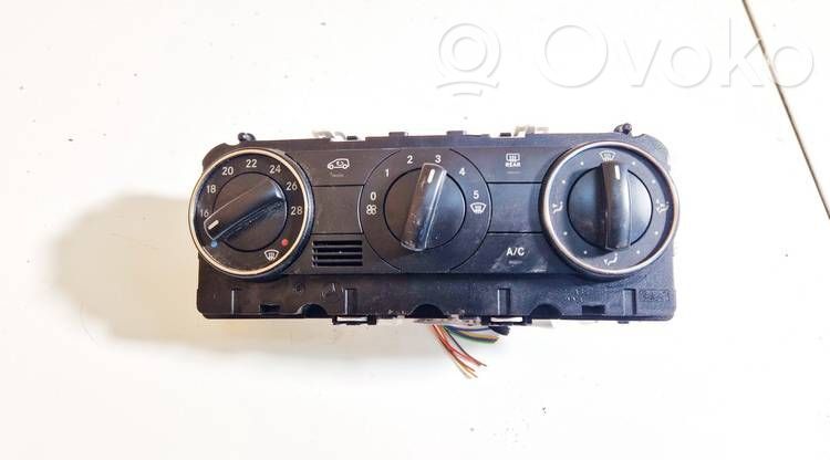 Mercedes-Benz A W169 Unitate control climatizare 
