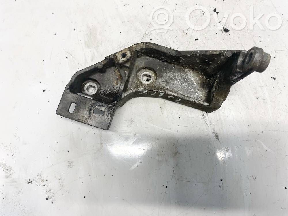 Volvo S40, V40 Suport motor