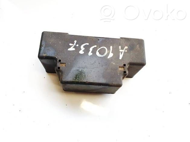 Opel Astra H Coperchio scatola dei fusibili