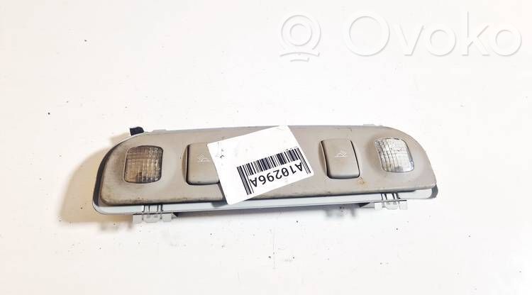 Audi A4 S4 B6 8E 8H Etuistuimen valo 