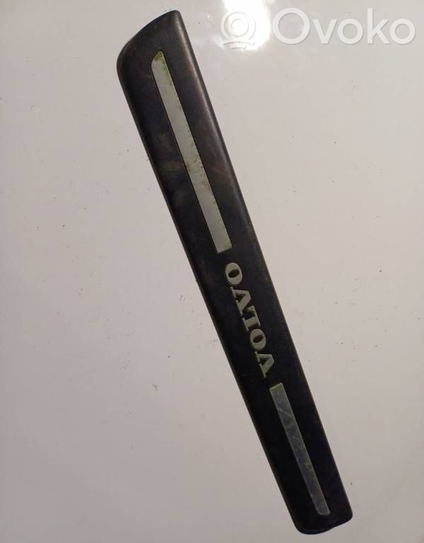 Volvo S40 Garniture marche-pieds avant