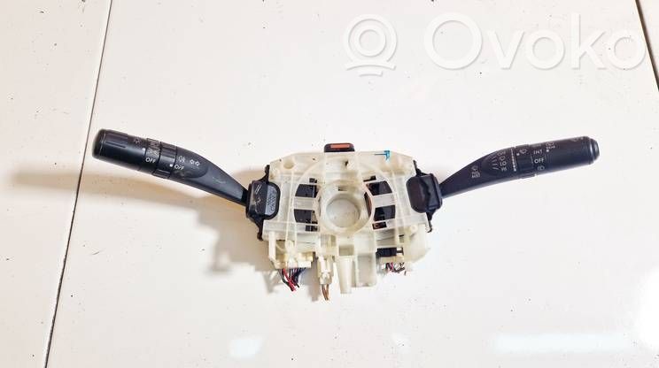 Subaru Legacy Leva/interruttore dell’indicatore di direzione e tergicristallo