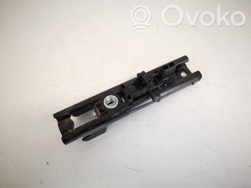 Skoda Yeti (5L) Sicherheitsgurt-Einstellschiene