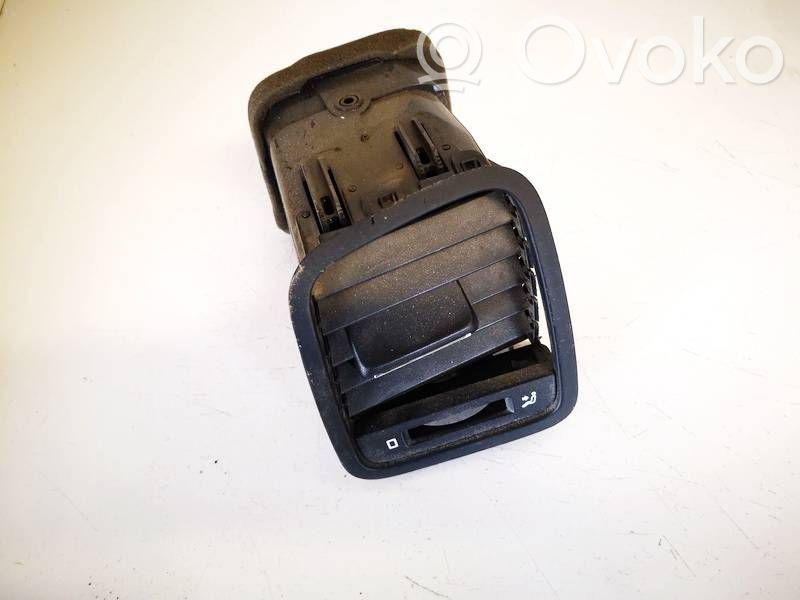 Skoda Yeti (5L) Griglia di ventilazione centrale cruscotto 