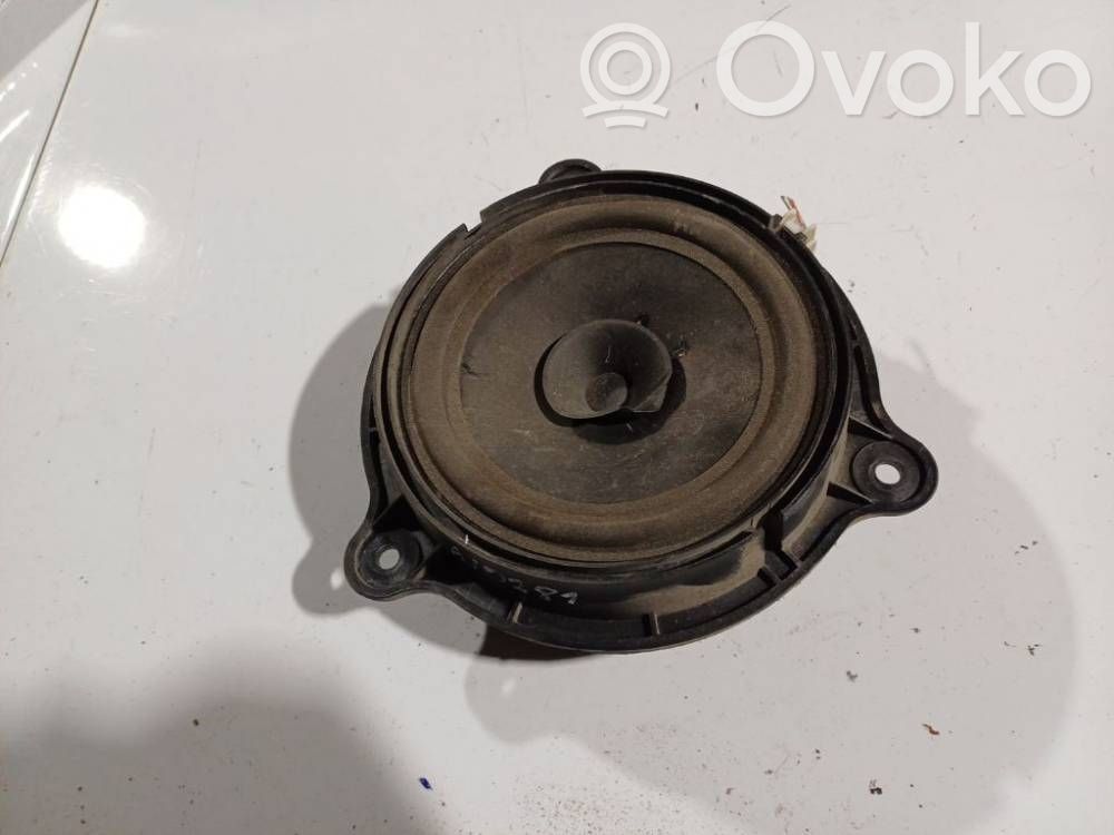 Nissan Tiida C11 Głośnik drzwi przednich 
