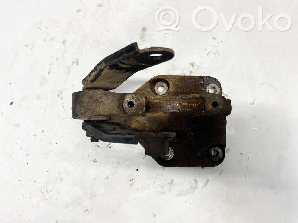 Volvo S80 Engine mounting bracket 