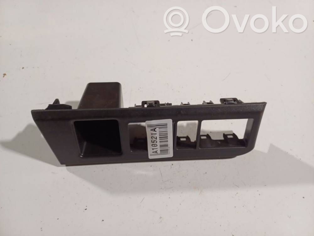 Other interior part   68485,68485,9U100,P10971