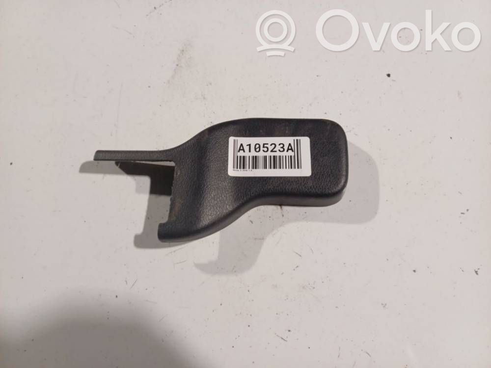 Mazda 3 II Otros repuestos del interior 