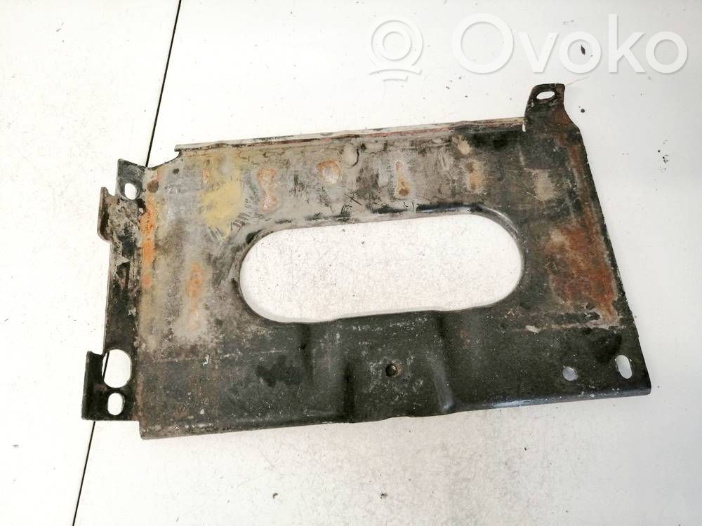 Volkswagen Transporter - Caravelle T5 Staffa di montaggio della batteria