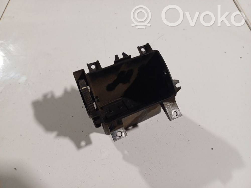 Ford Transit Dysze / Kratki środkowego nawiewu deski rozdzielczej 