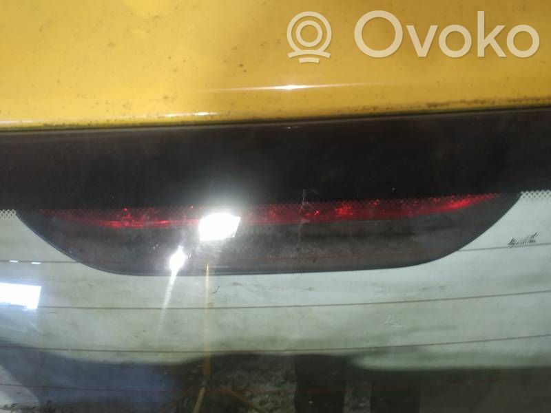 Chevrolet Aveo Troisième feu stop