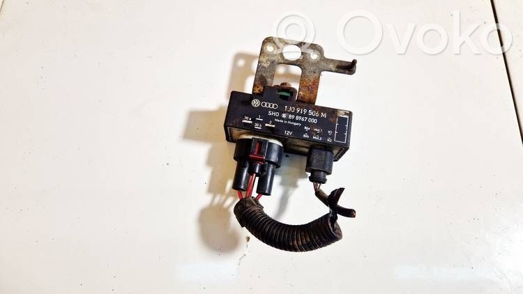 Skoda Fabia Mk2 (5J) Jäähdytyspuhaltimen rele