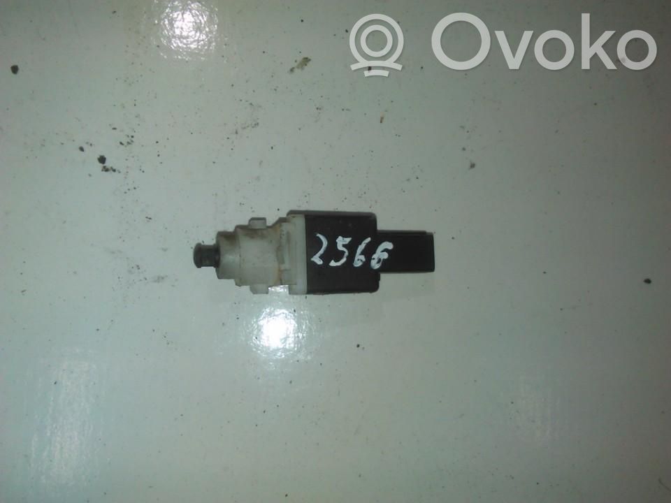 Hyundai Accent Interruttore del pedale del freno 