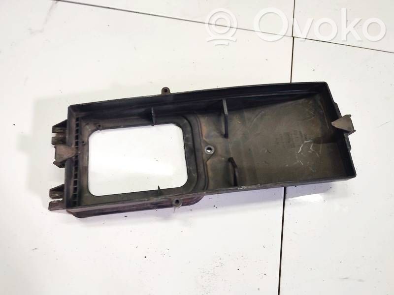Volkswagen PASSAT B5 Cutie filtru aer 