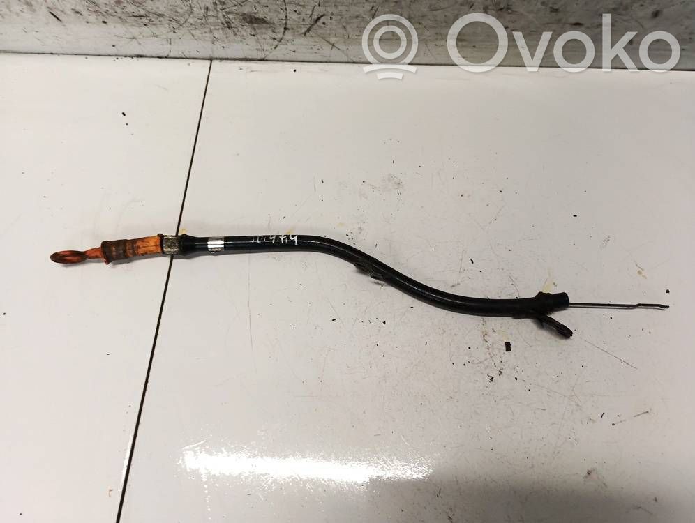 Skoda Fabia Mk2 (5J) Bagnet poziomu oleju 