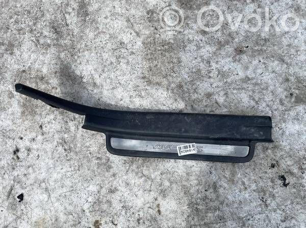 Toyota Avensis T250 Capac prag spate 