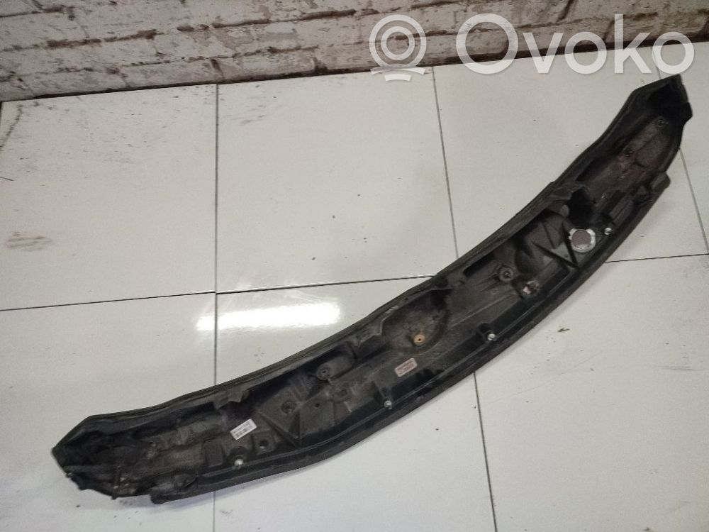 Dodge Grand Caravan Osłona pasa przedniego 