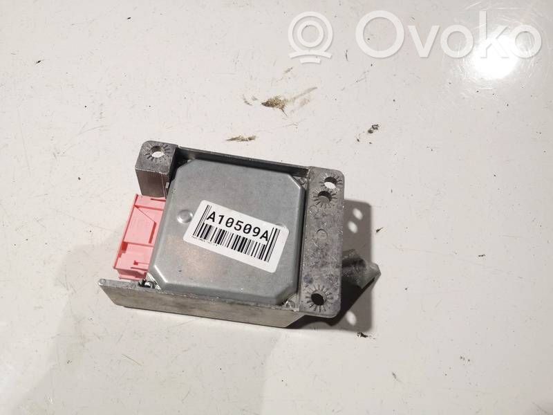 Turvatyynyn ohjainlaite/moduuli   90492467,LJS0263656A,90492467,LJS0263656A
