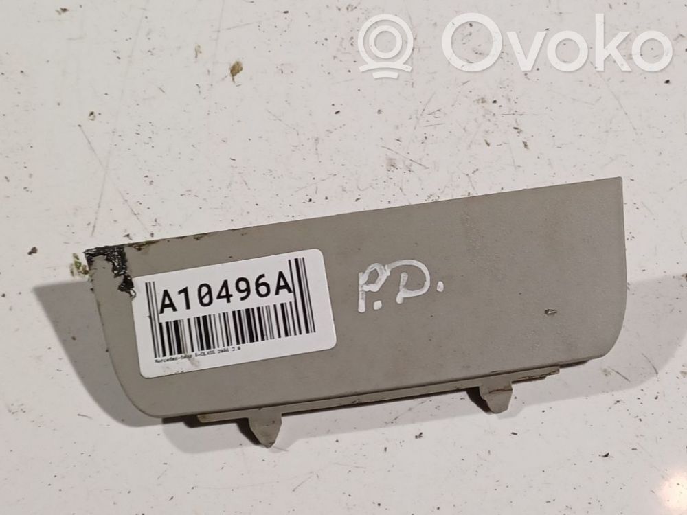 Mercedes-Benz B W245 Altro elemento di rivestimento della portiera anteriore