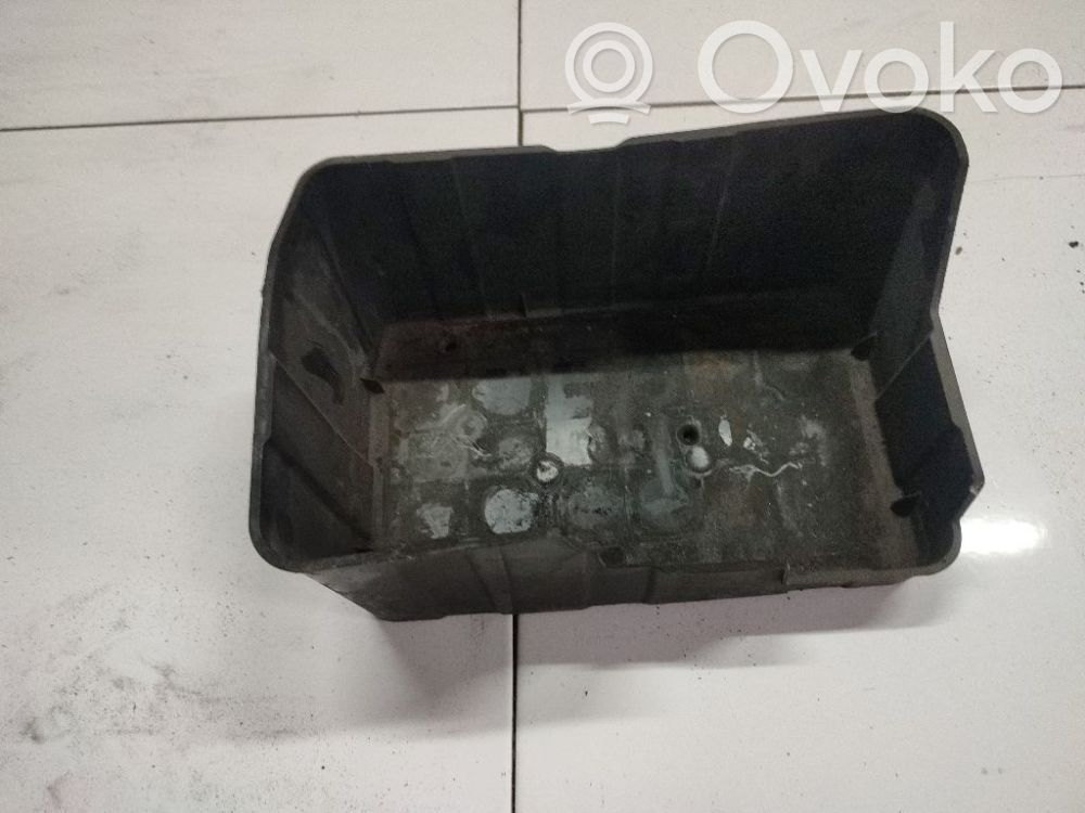 Honda Accord Podstawa / Obudowa akumulatora