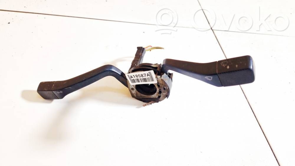 Volkswagen Golf II Wiper turn signal indicator stalk/switch 