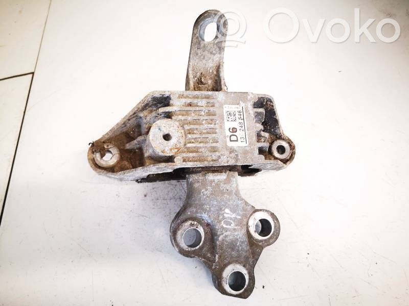 Opel Astra J Supporto di montaggio del motore 