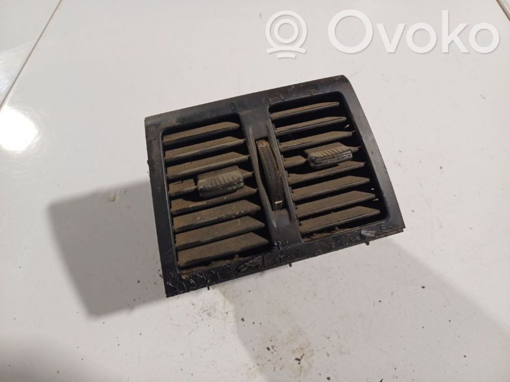 Opel Zafira B Rejilla de ventilación central del panel 