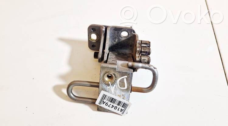 Audi A6 S6 C6 4F Front door upper hinge 