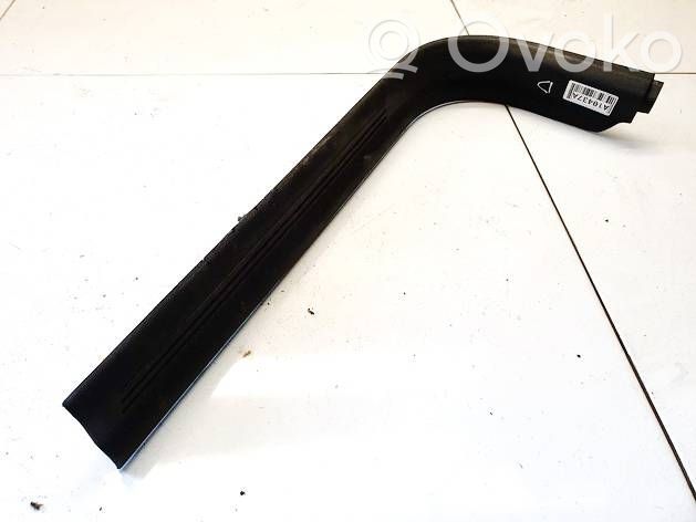 Volvo V50 Copertura del rivestimento del sottoporta anteriore 