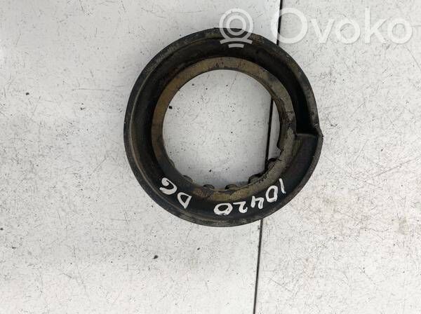 Volvo C30 Cauciuc flanșă arc față