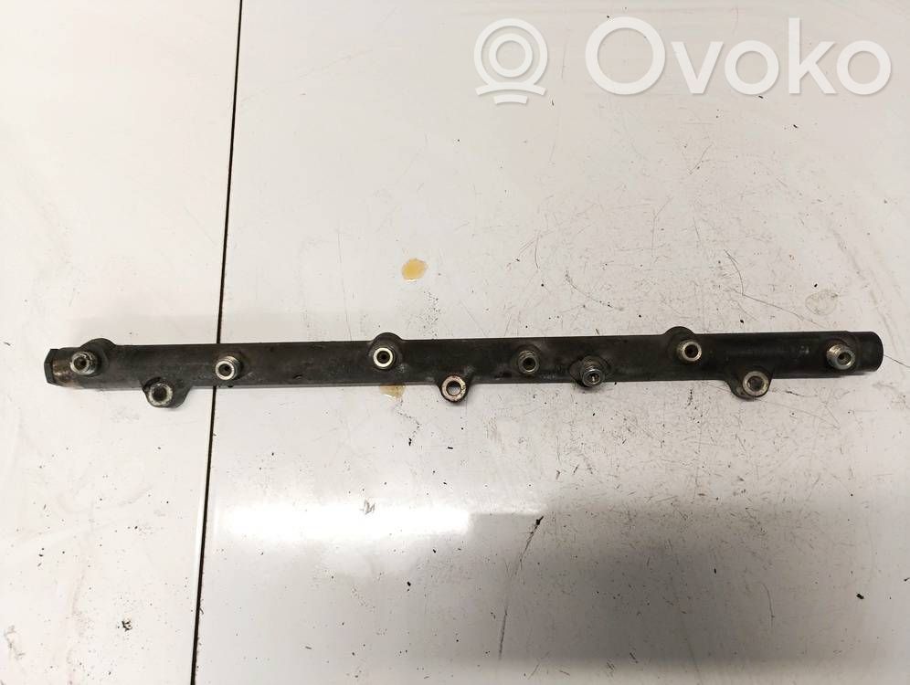 BMW 3 E46 Rampă alimentare injectoare 