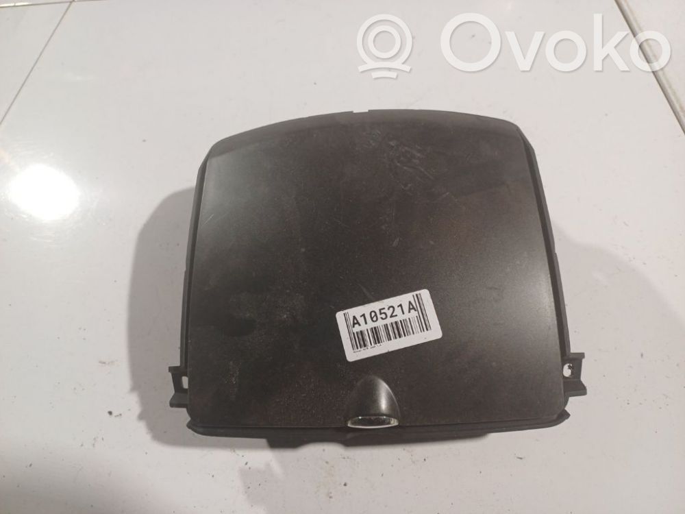 Nissan Note (E11) Daiktadėžė 