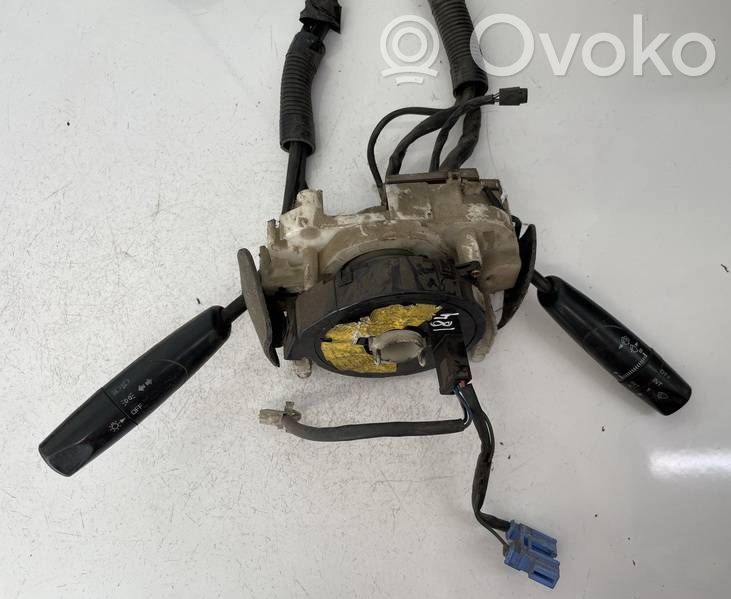 Mazda 323 F Commodo, commande essuie-glace/phare 