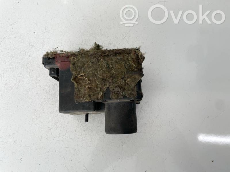 Audi 80 90 B3 Pompa a vuoto