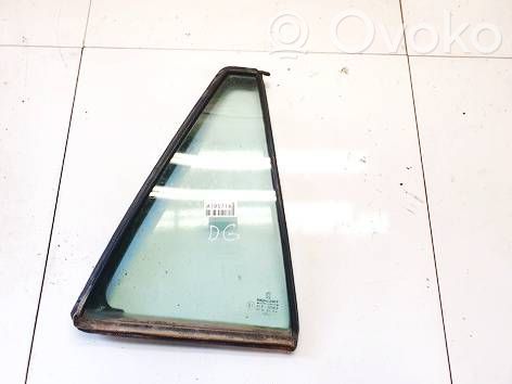 Ventanilla de ventilación de la puerta trasera   DOT39AS2M34,DOT39AS2M34