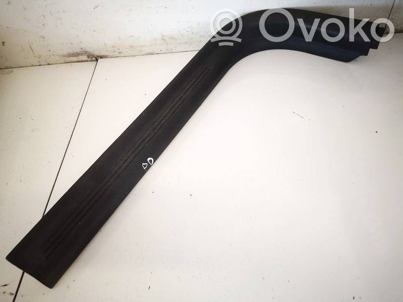 Volvo V50 Copertura del rivestimento del sottoporta anteriore 
