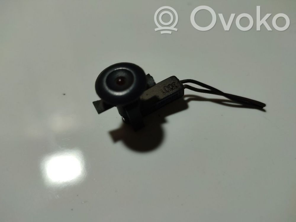 Audi A4 S4 B6 8E 8H Inne oświetlenie wnętrza kabiny 