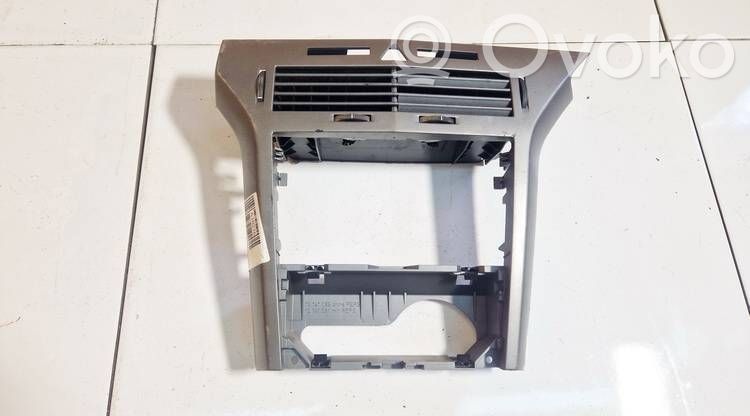Opel Astra H Griglia di ventilazione centrale cruscotto 