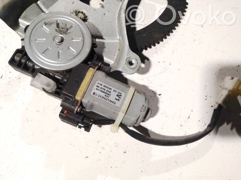 Chevrolet Aveo Motor del regulador de la ventanilla de la puerta delantera 