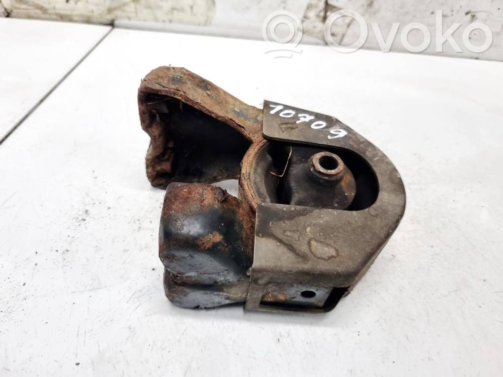 KIA Carens II Engine mount bracket 