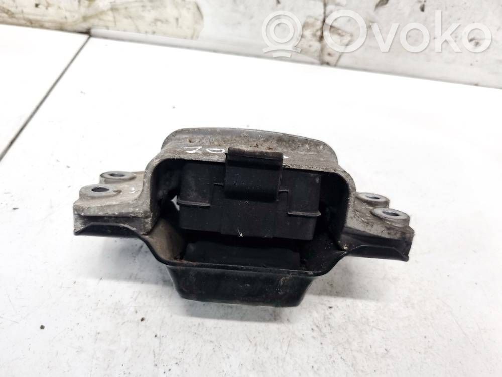 Volkswagen Golf V Supporto di montaggio del motore