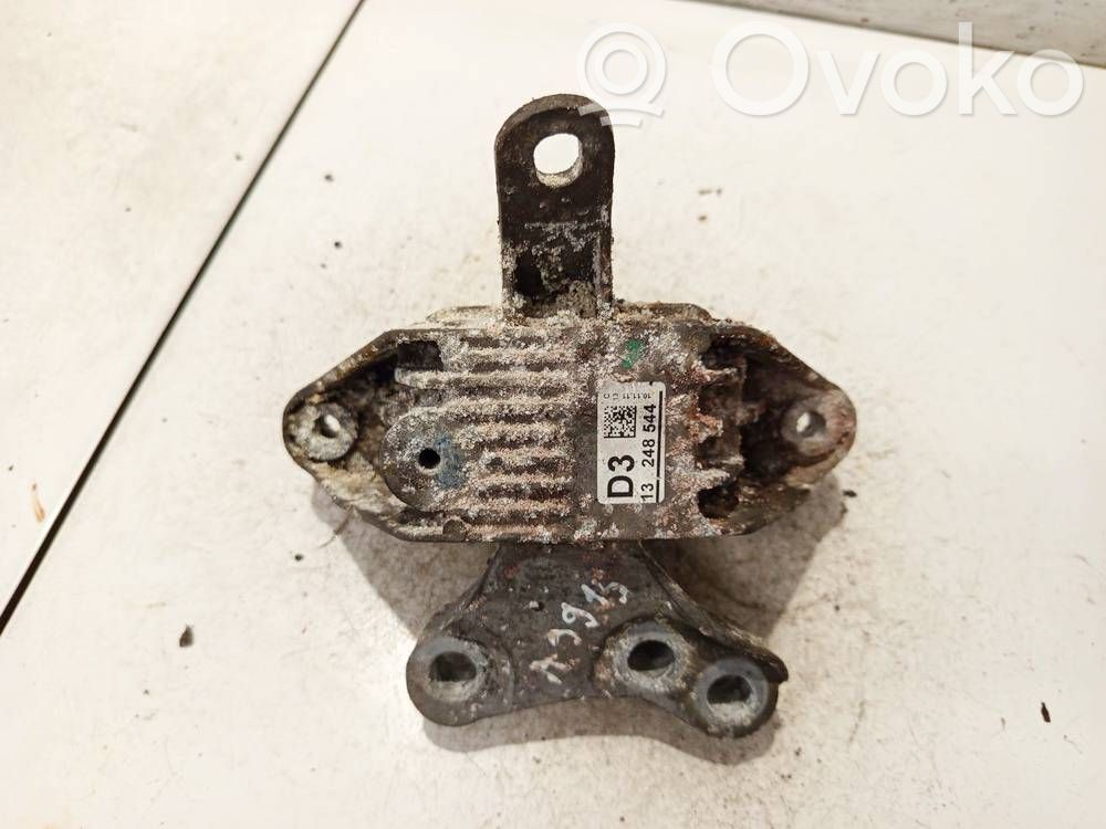 Chevrolet Cruze Supporto di montaggio del motore 