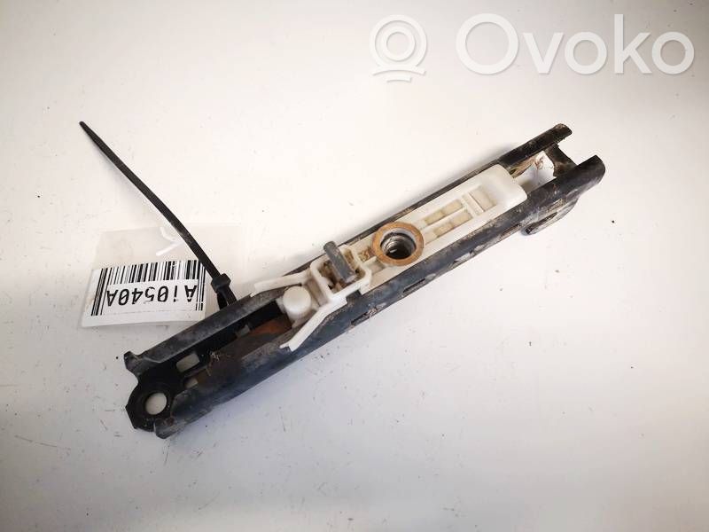 Volkswagen Golf III Turvavyön säätökisko