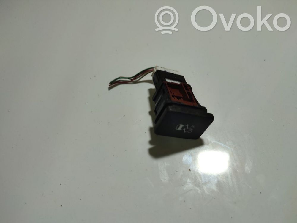 Interruptor ESP (programa de estabilidad)   B15C032,B15C032,B15C032