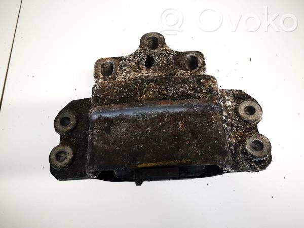 Volkswagen Golf V Supporto di montaggio del motore 