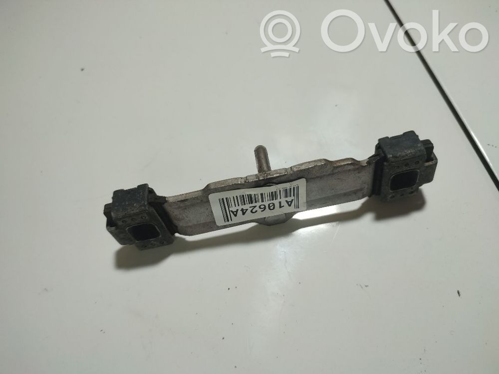 Audi A6 S6 C5 4B Traba/gancho de cierre de puerta trasera